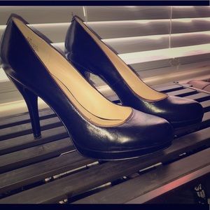 Classis Nine West black pumps
